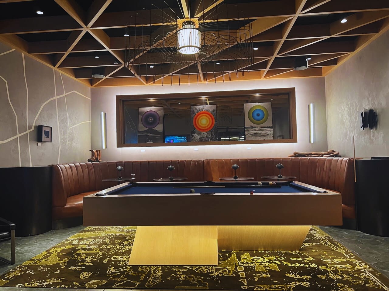 pet-friendly hotels los angeles best place to stay in los angeles without a car The Shay hotel where to stay in los angeles where to stay in los angeles for tourists