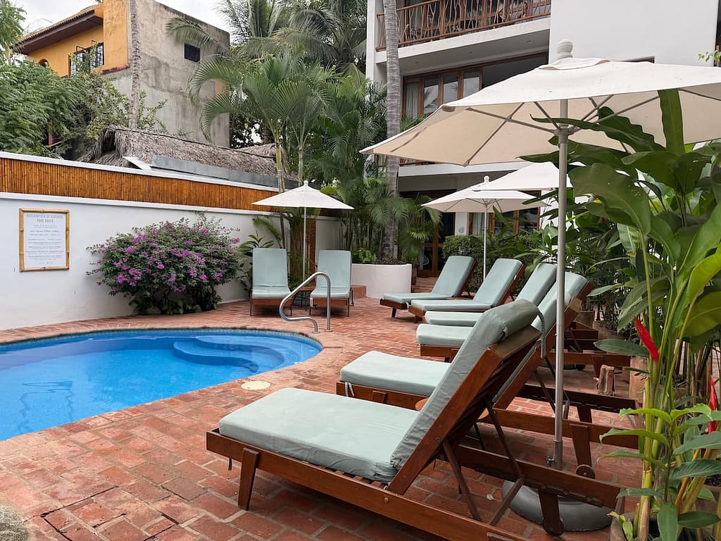 pal.mar hotel san pancho pool