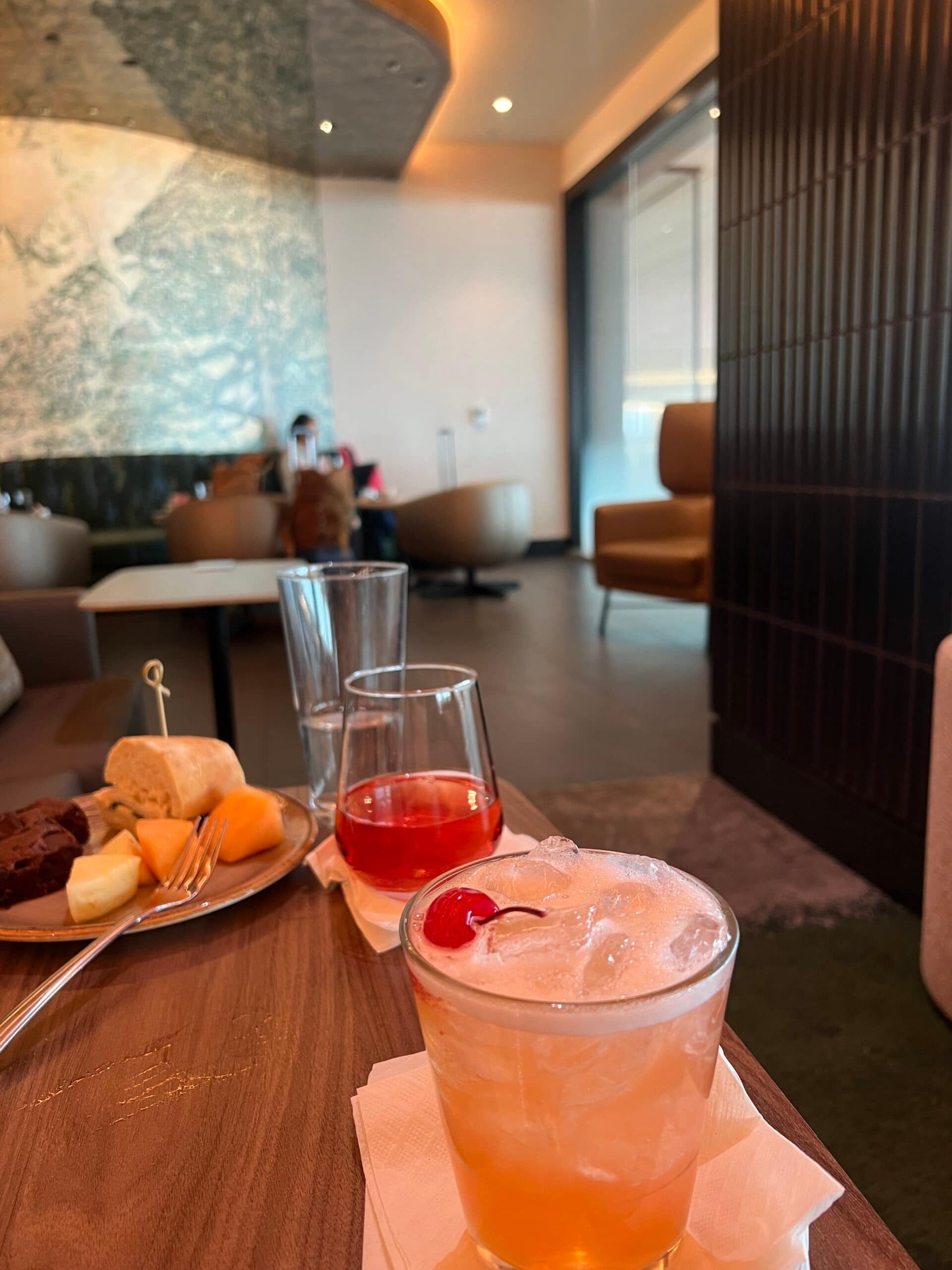 THE CLUB SAN FRANCISCO INTERNATIONAL AIRPORT PRIORITY PASS LOUNGE