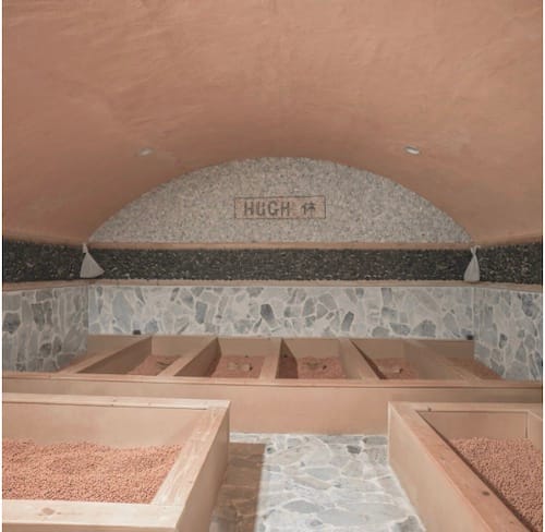 Hugh Korean spa Charcoal Mud room los angeles great things to do in los angeles