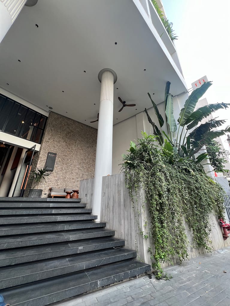 Le Mint Hotel entrance