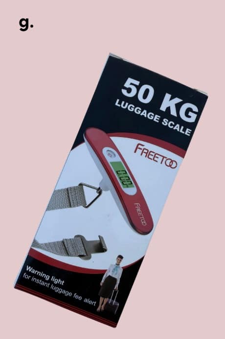 digital luggage tag gift guide for travelers