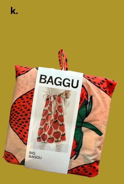 baggu reusable bags gift guide for travelers